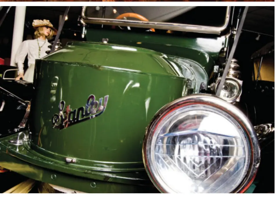 Car & Carriage Caravan Museum